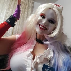 Meet your Posher, Red